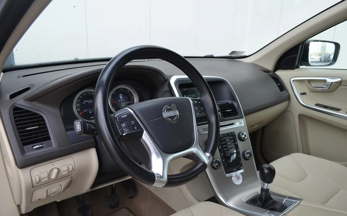 Volvo XC 60 cena 58900 przebieg: 245000, rok produkcji 2012 z Solec Kujawski małe 191